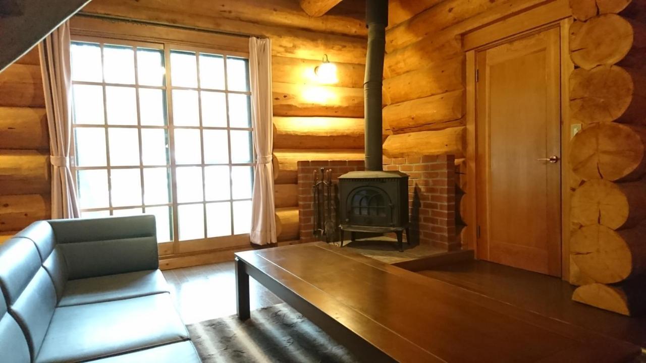 White Tree Log House Madarao Tangram Aparthotel Shinano  Exteriör bild