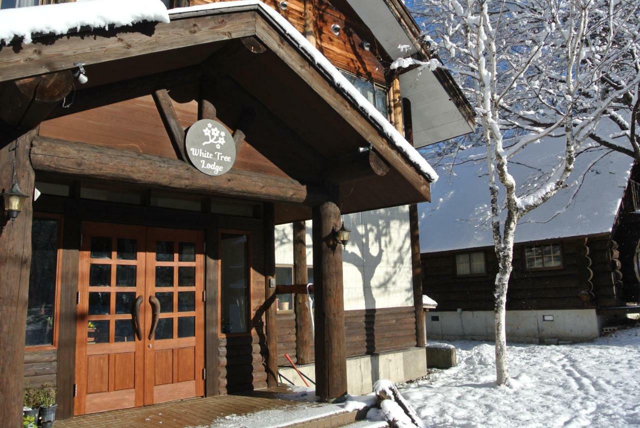 White Tree Log House Madarao Tangram Aparthotel Shinano  Exteriör bild